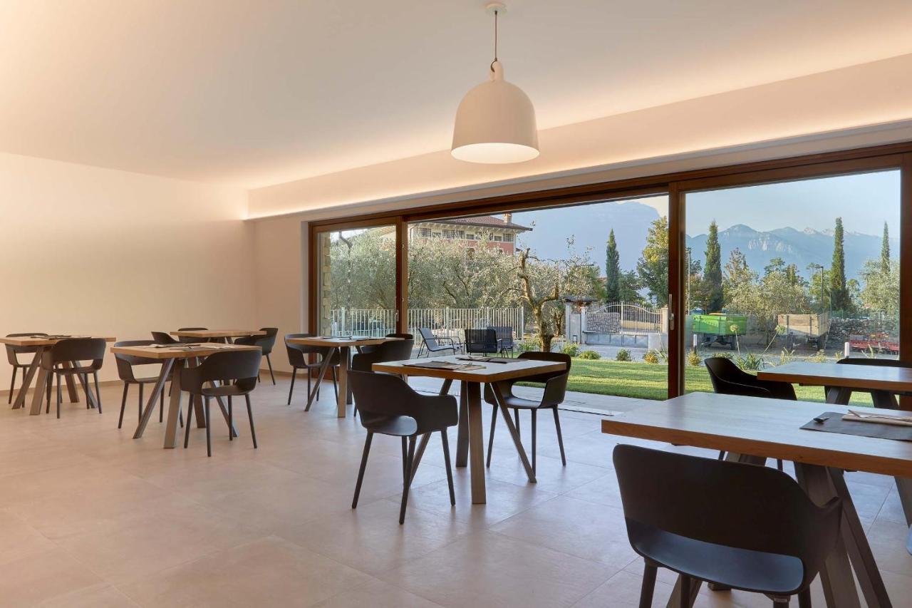 Agriturismo De Bas 加尔达湖滨 外观 照片