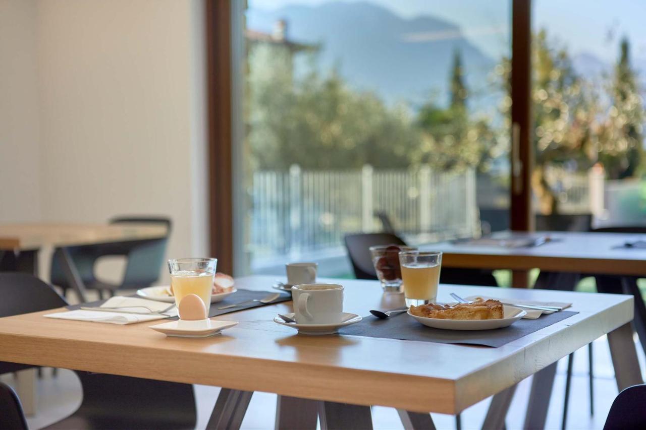 Agriturismo De Bas 加尔达湖滨 外观 照片