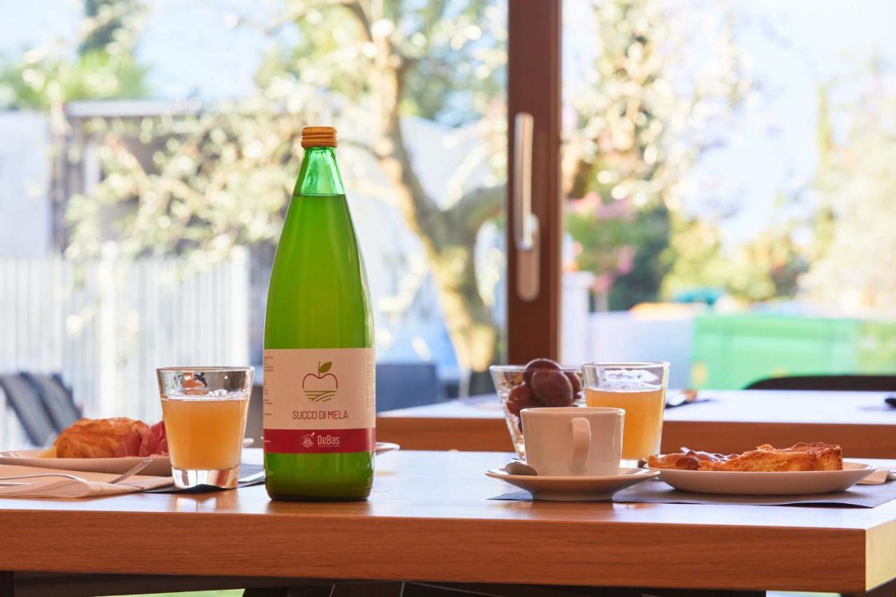 Agriturismo De Bas 加尔达湖滨 外观 照片