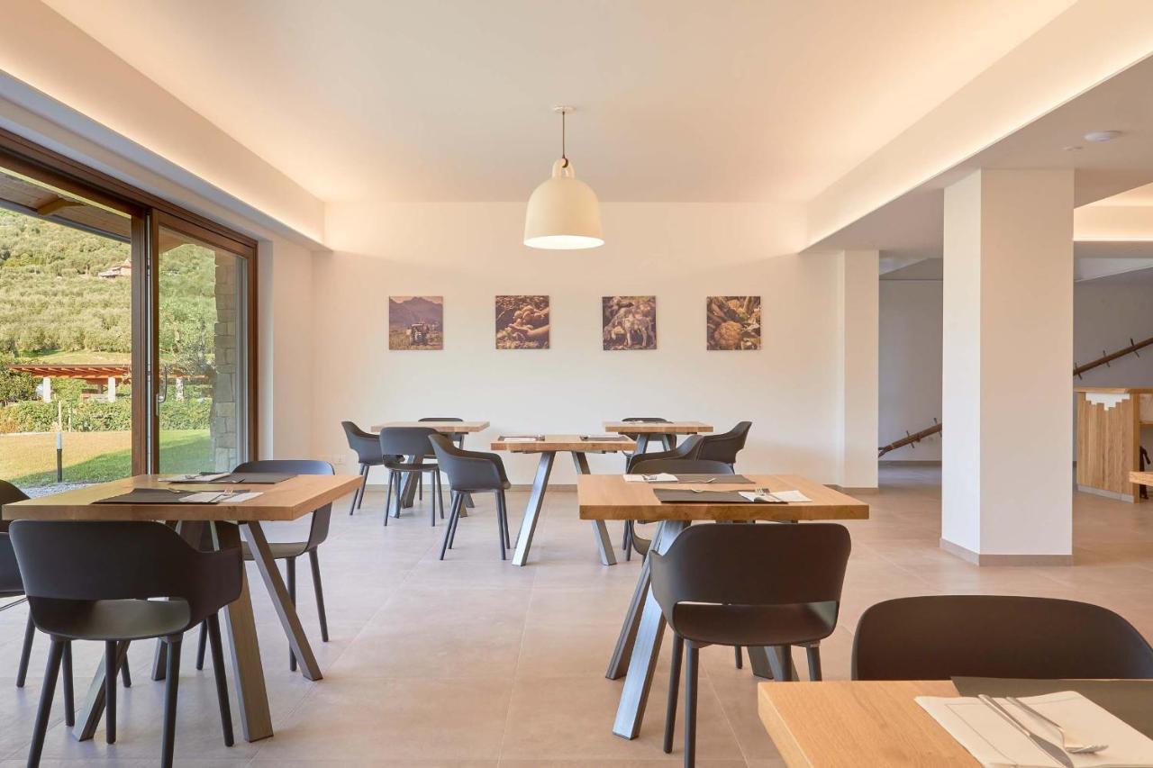 Agriturismo De Bas 加尔达湖滨 外观 照片