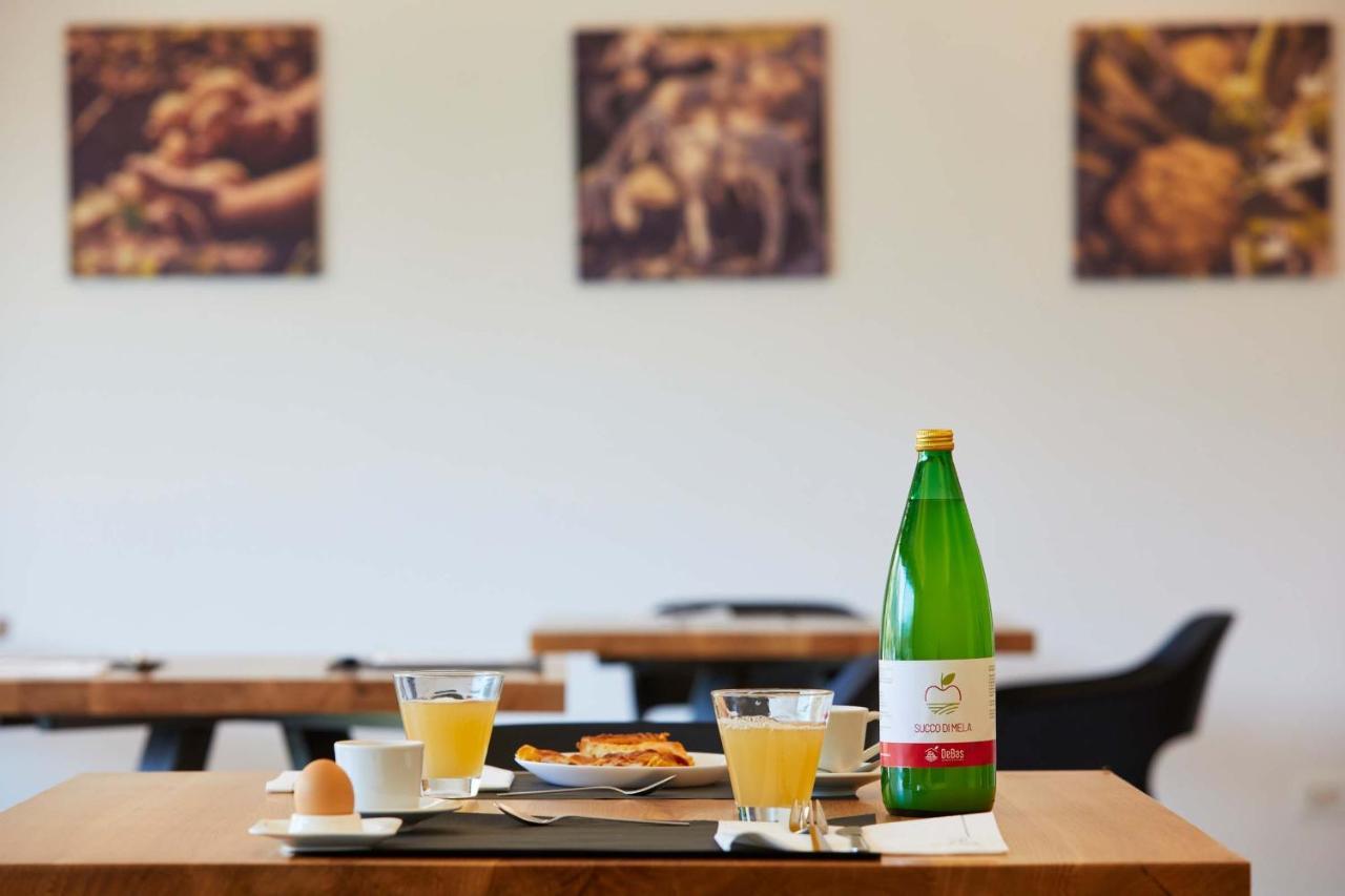 Agriturismo De Bas 加尔达湖滨 外观 照片